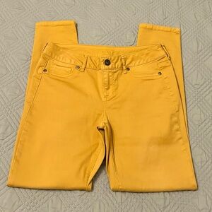 Maurices Women’s Yellow Skinny Jeans, Size Medium Short